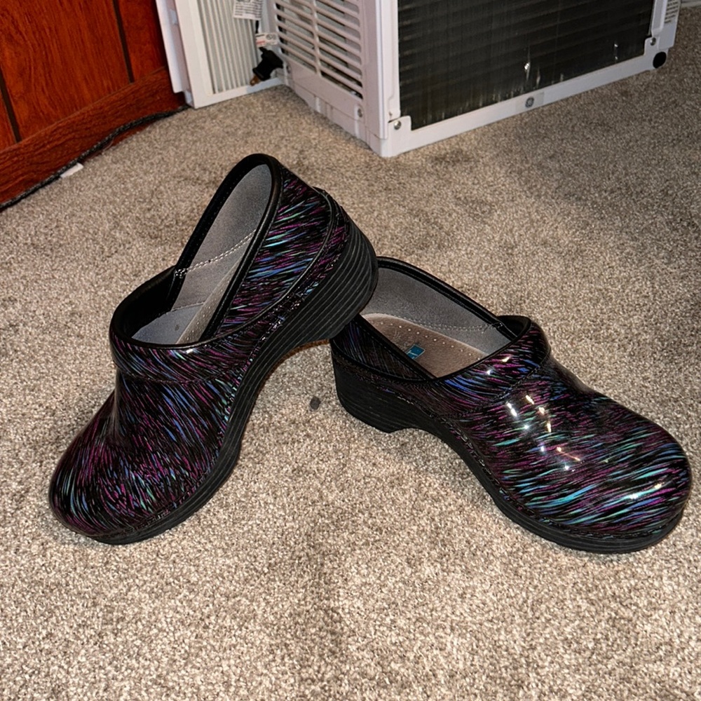 Dansko. LT. size 37.